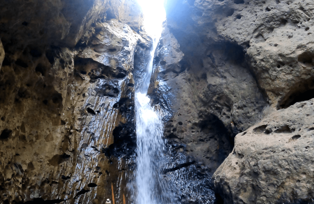 Pam bok waterfall