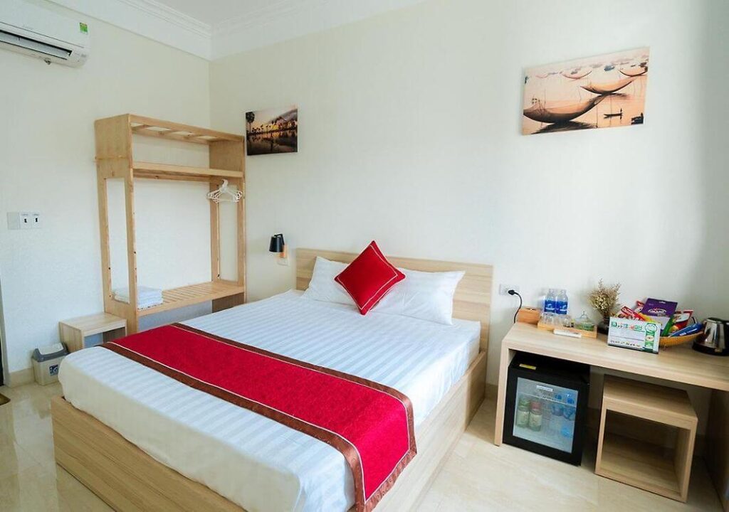 Della Luna Hotel Rooms